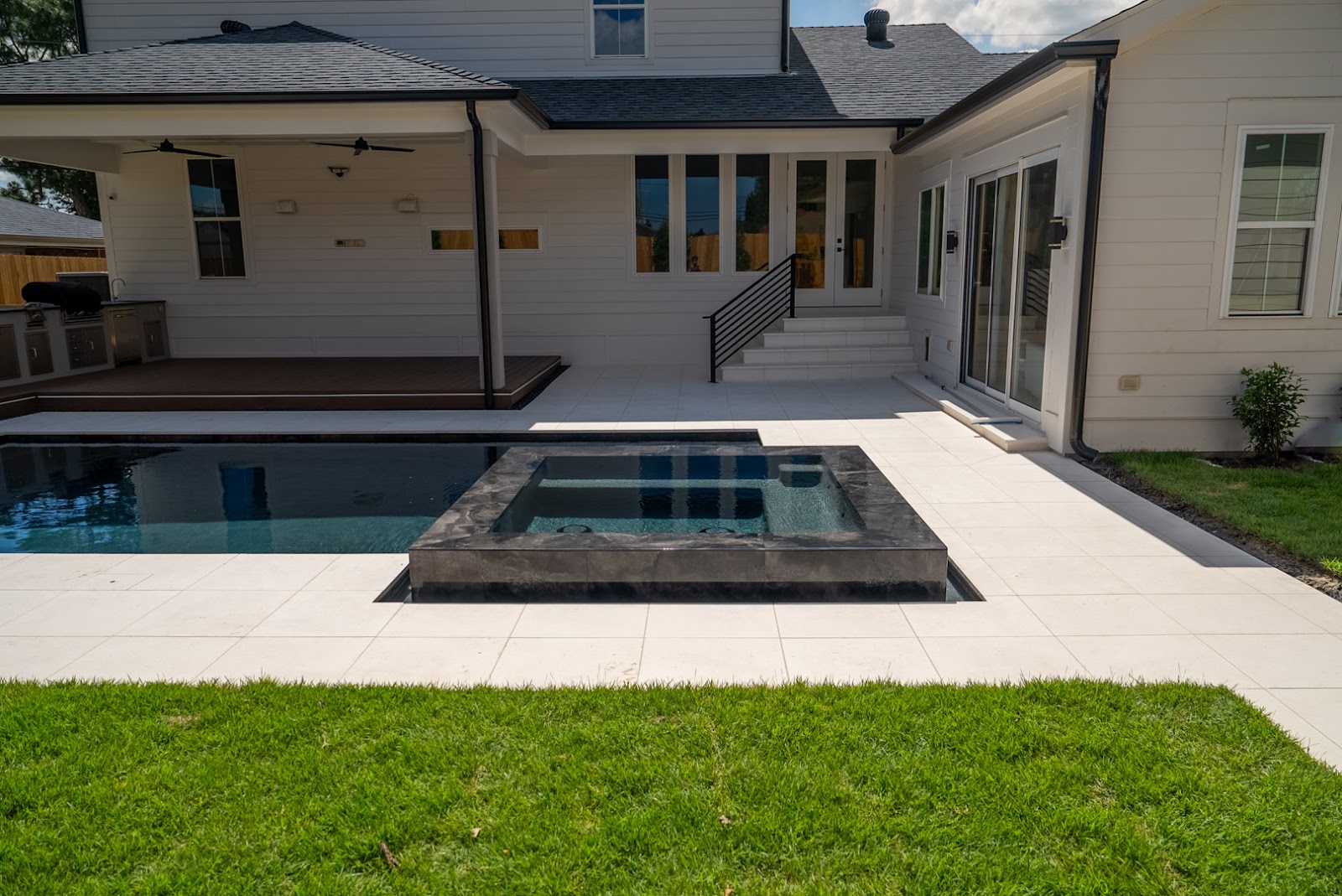 Custom Pool Construction — Liquid Construction Solutions